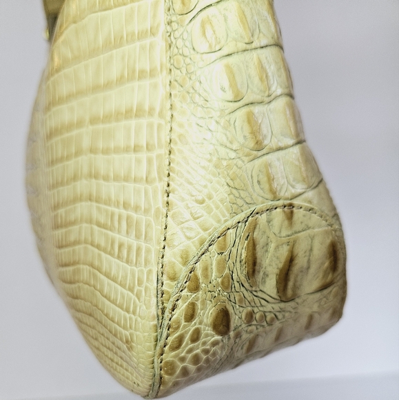 Vintage Brahmin Isabelle Toggle Ivory Cream Crocodile Leather Shoulder Bag Purse - Picture 13 of 16